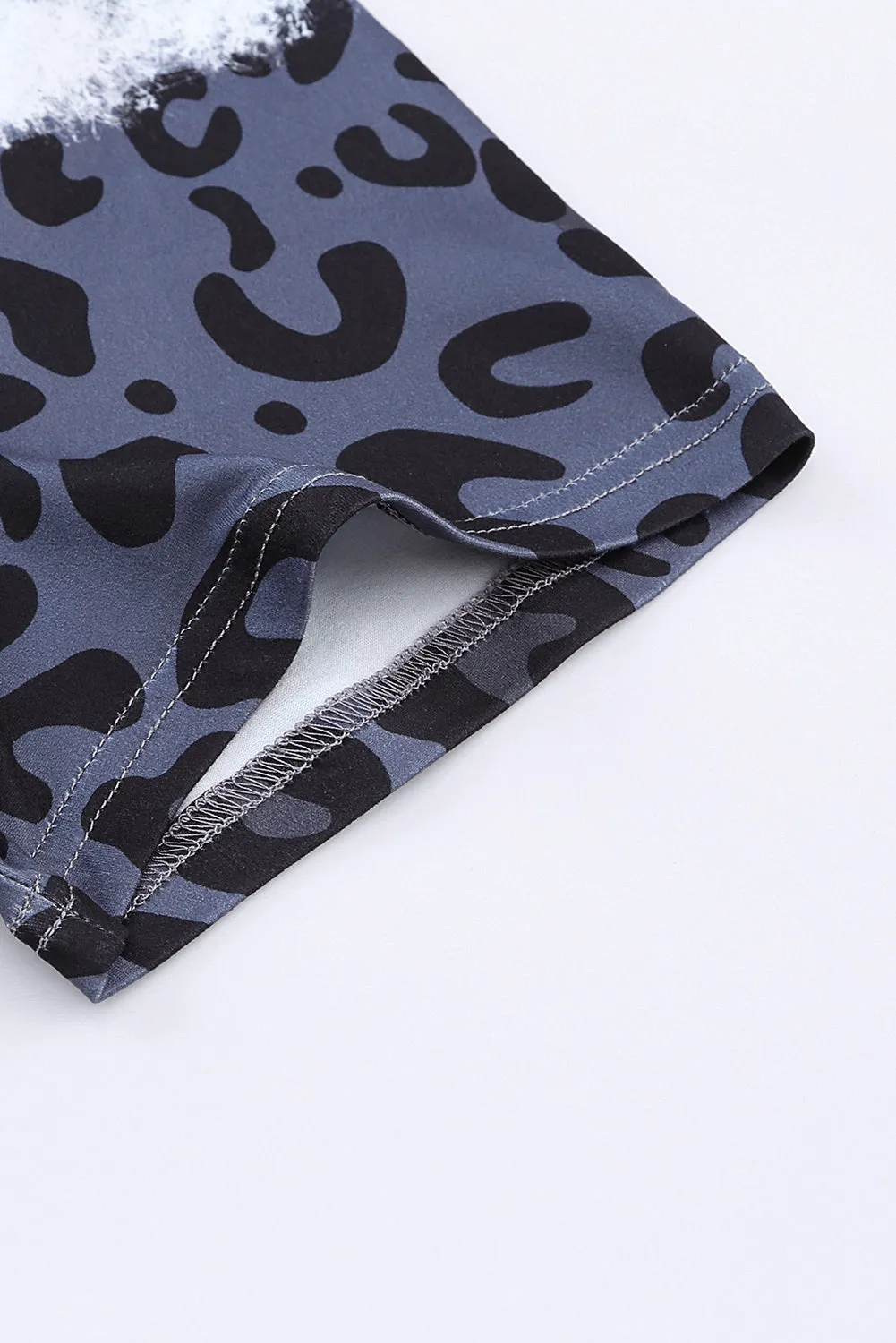 * APP EXCLUSIVE* Leopard Color Block V-Neck Short Sleeve Dress