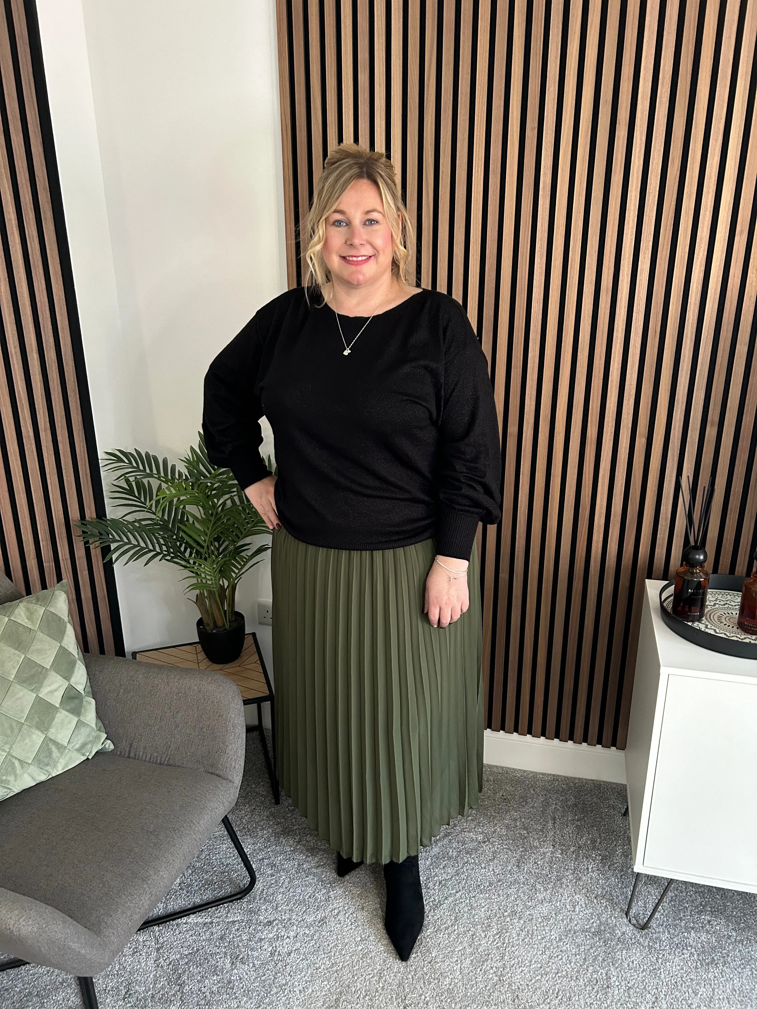AURORA MIDI Length Skirt - pleated