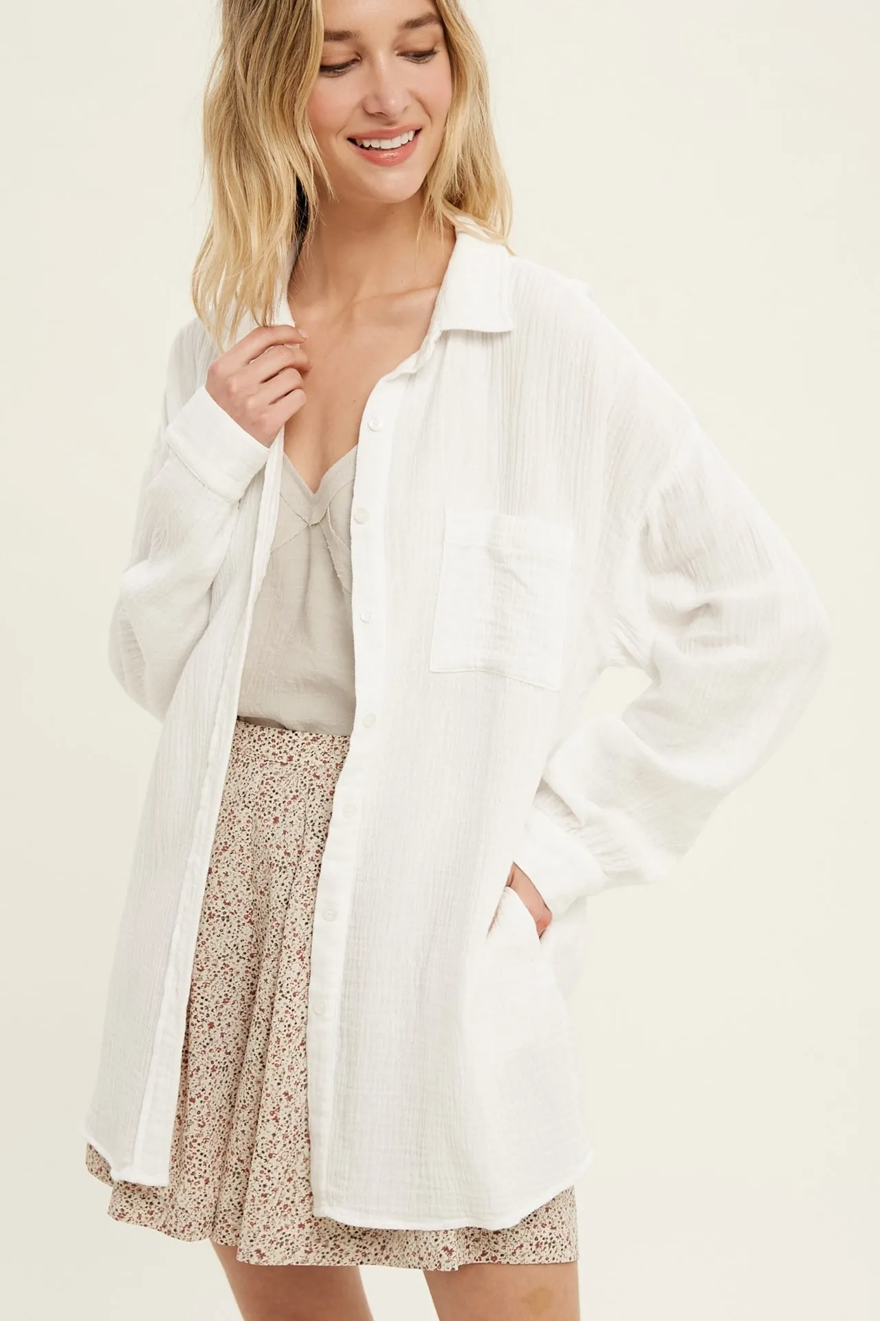 cotton gauze button up shirt with pocket detail - white