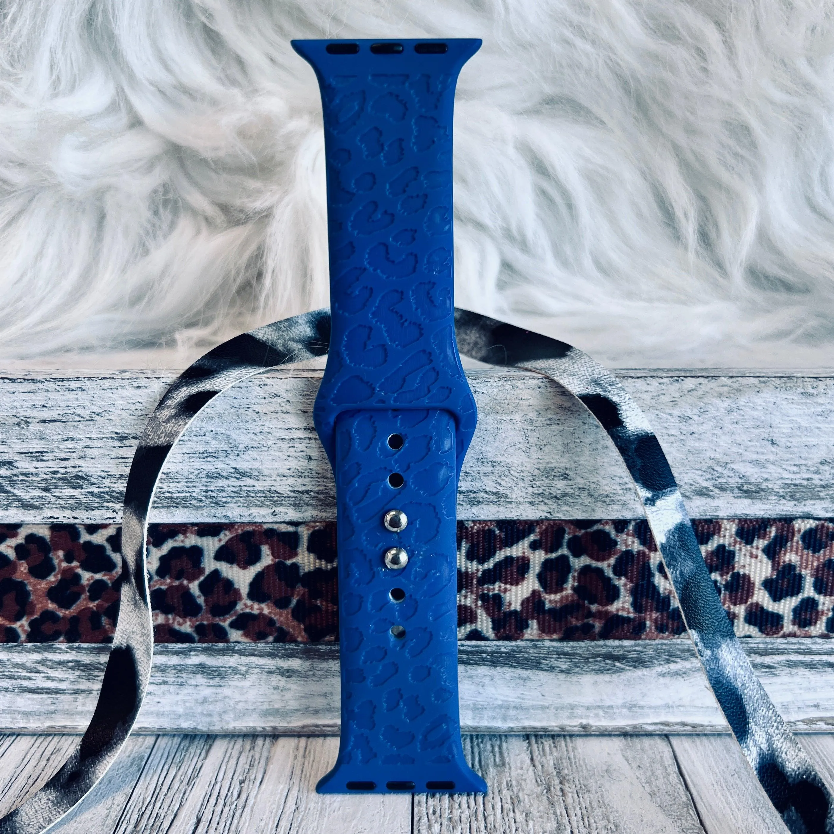 Engraved Blue Leopard Silicone Band For Apple Watch