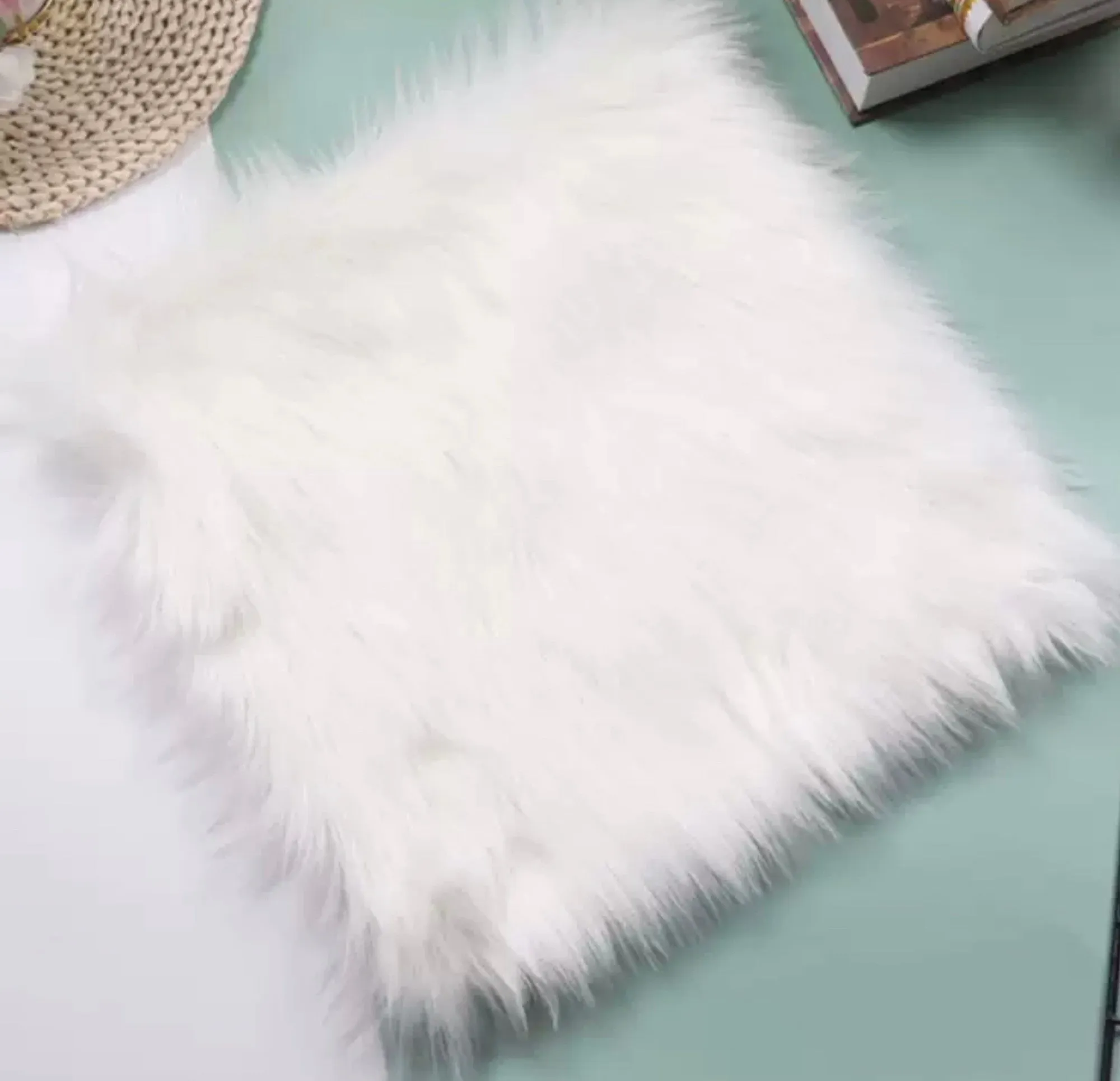 【即納品】fake fur  photo item ホワイト　LVS185FW