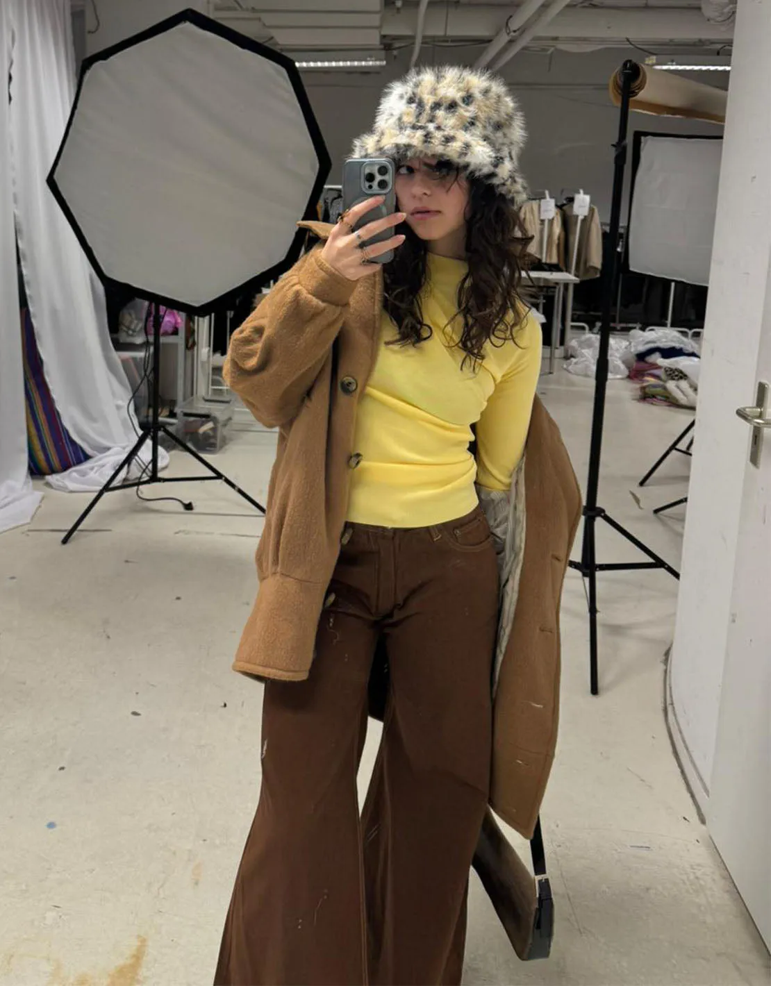 Fluffy faux fur leopard print bucket hat