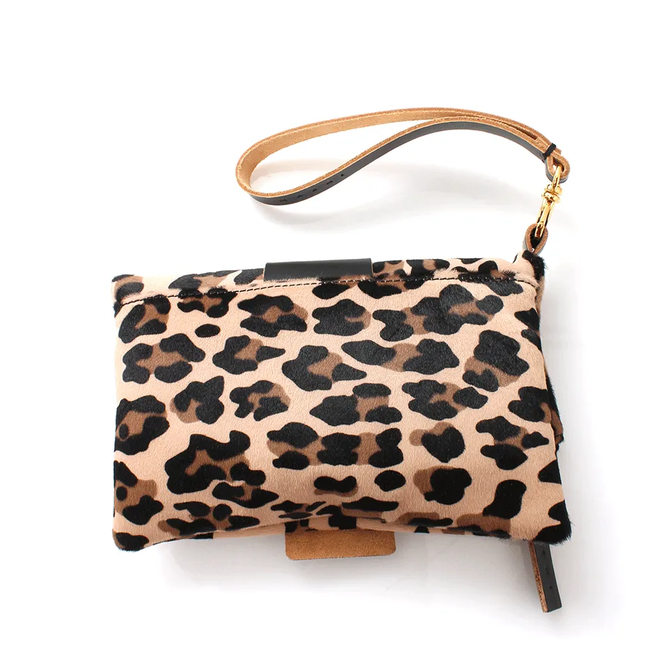 Leopard Pouchette