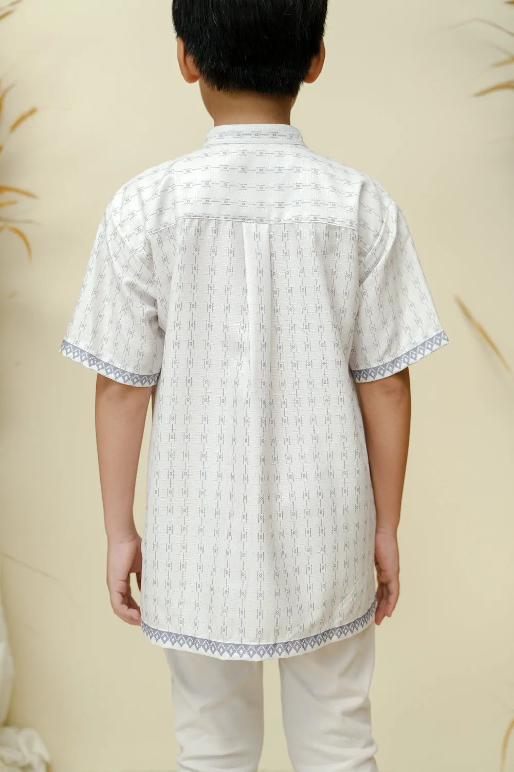 Melcia Shirt Boy Tri Arga
