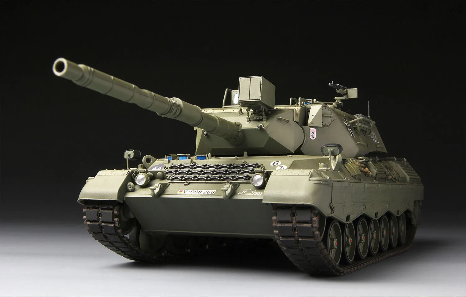 Meng TS-007 German Main Battle Tank Leopard 1 A3/A4 1/35 Model Kit