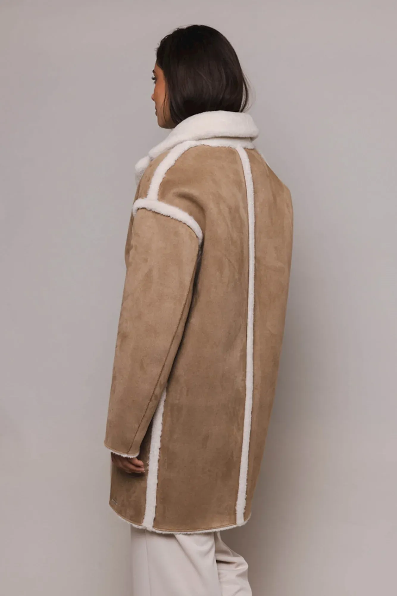 RINO & PELLE Janneke Faux Shearling Coat in Cookie