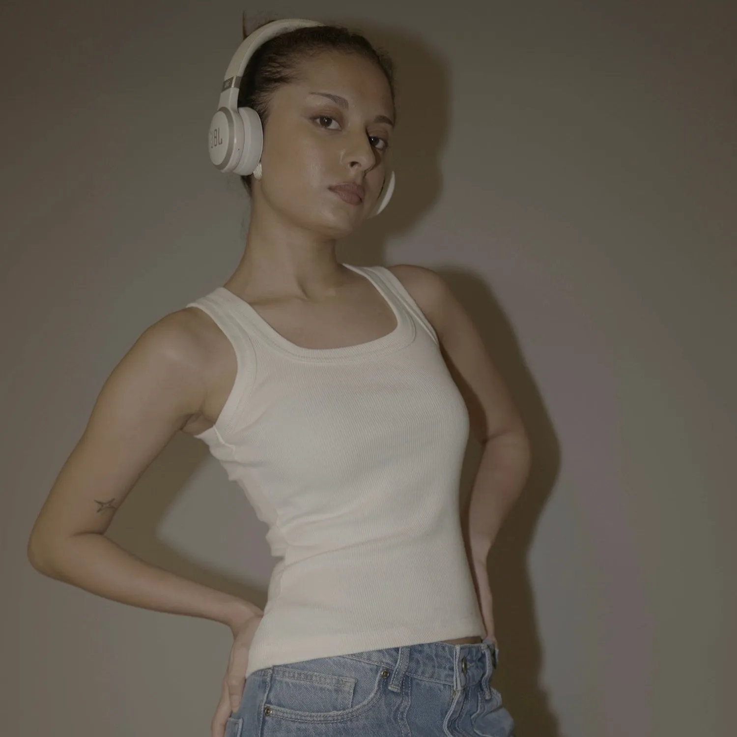 TANK TOP WHITE