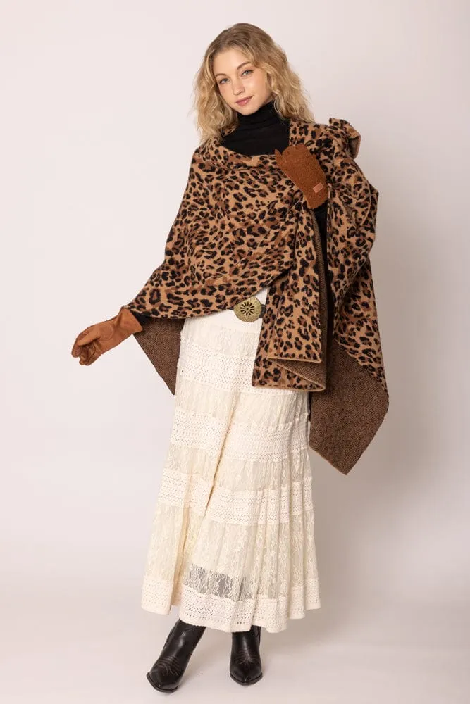 WCR420045 Leopard Knit Ruana With Shoulder strap